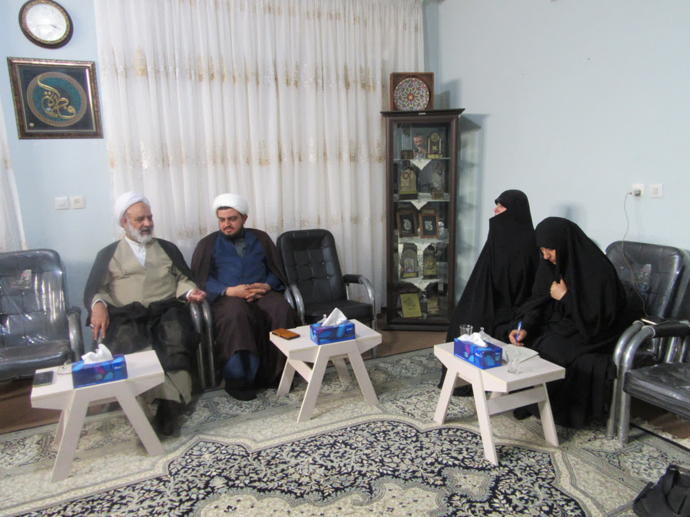 تأکید مدیر حوزه علمیه خواهران یزد بر تقویت بنیه علمی طلاب پیش از ورود به عرصه تبلیغ