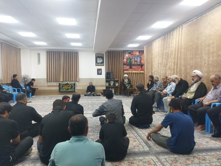 اخلاص، رمز ماندگاری انسان و آثار او است