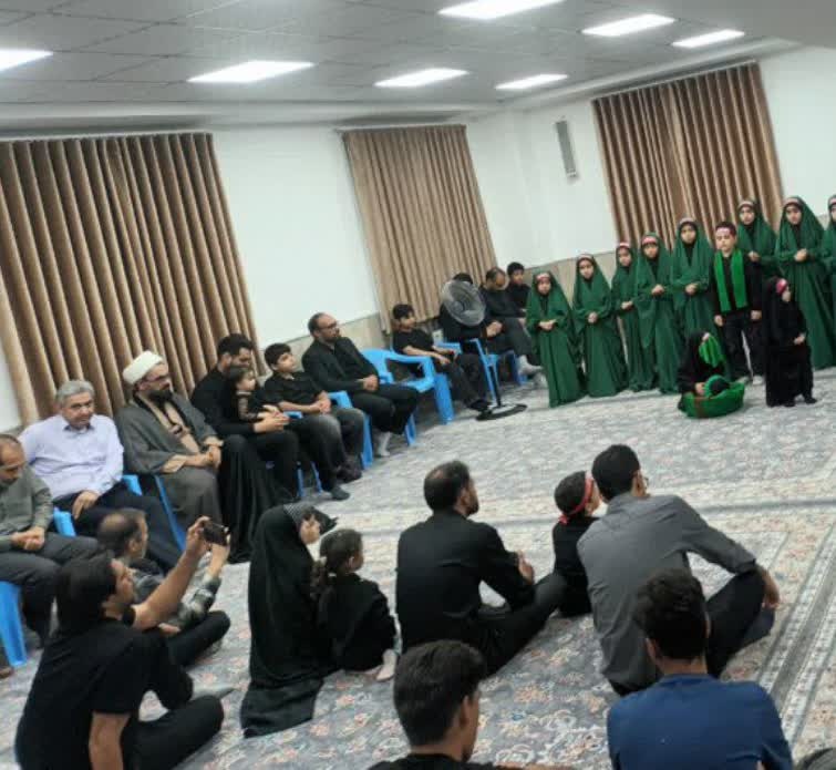 اخلاص، رمز ماندگاری انسان و آثار او است