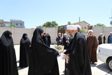 تصاویر/  حضور مدیر حوزه‌های علمیه خواهران کشور در مدارس علمیه خواهران استان اردبیل