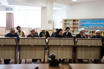تصاویر/ حضور آیت‌الله عاملی در نشست مدیران استانی حوزه‌های علمیه خواهران