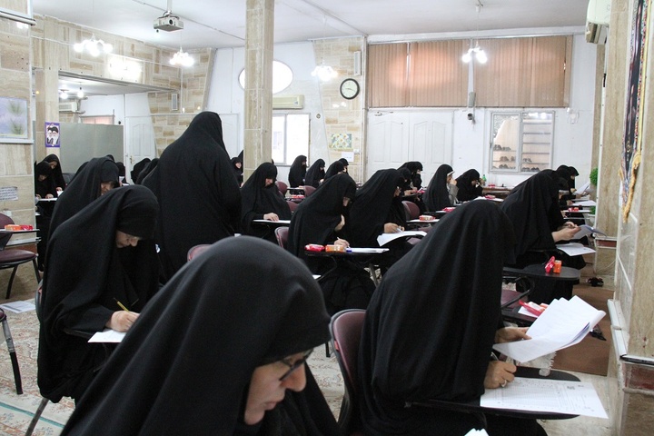 برگزاری آزمون کتبی جذب استاد مقطع سطح ۲ حوزه‌ علمیه خواهران استان قم