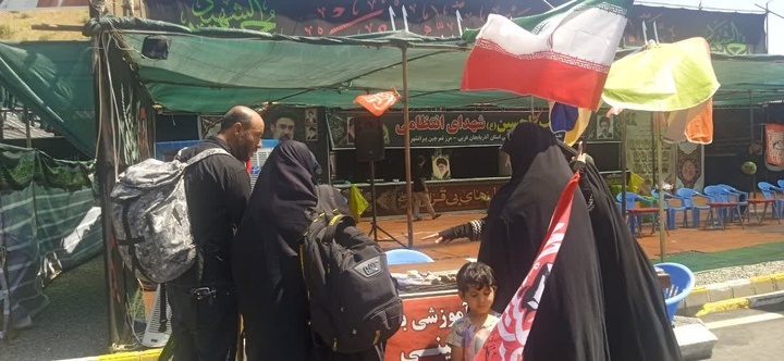 تبیین مکتب و تجدید میثاق؛ گزارش عملکرد مبلغان مدارس علمیه خواهران استان آذربایجان‌ غربی در مسیر اربعین+ تصاویر