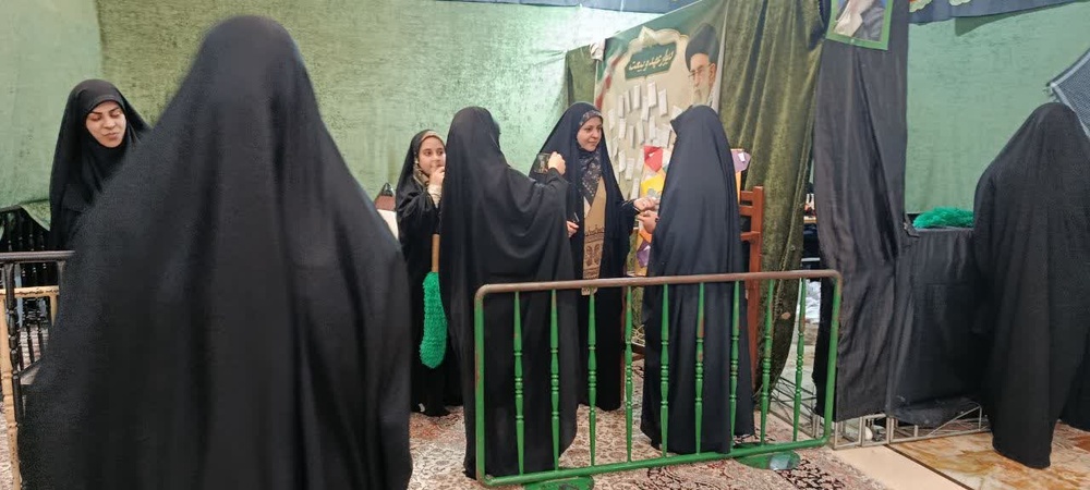 نقش‌آفرینی موکب مدرسه علمیه تخصصی حضرت آمنه (س) در حرم مطهر حضرت معصومه سلام‌الله‌علیها و مسجد مقدس جمکران