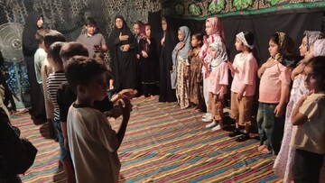 گزارش-تصویری فعالیت مبلغان حوزه علمیه خواهران هرمزگان در ایام اربعین