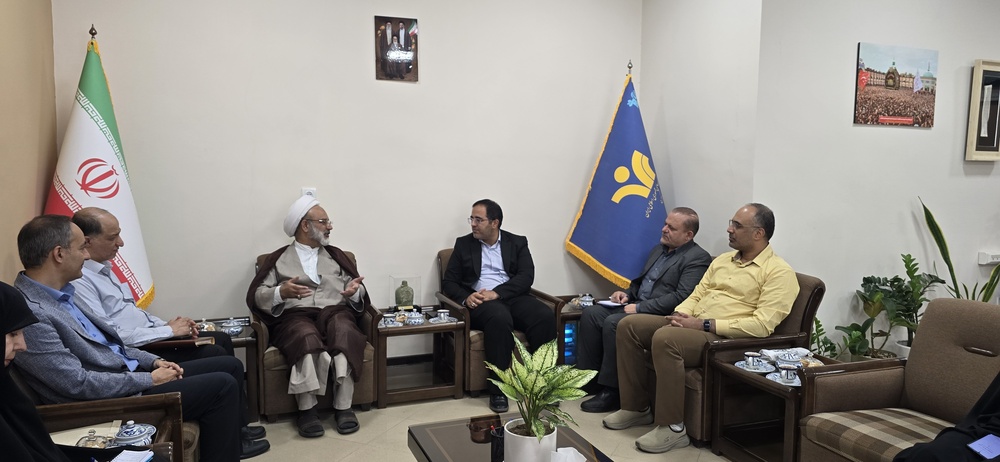 نشست مدیر حوزه علمیه خواهران استان یزد و رئیس صداوسیمای استان