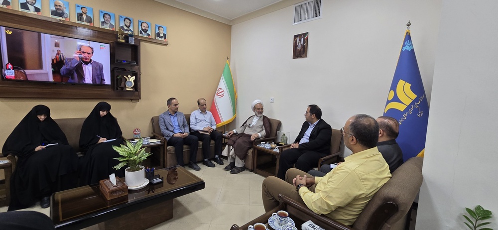 نشست مدیر حوزه علمیه خواهران استان یزد و رئیس صداوسیمای استان