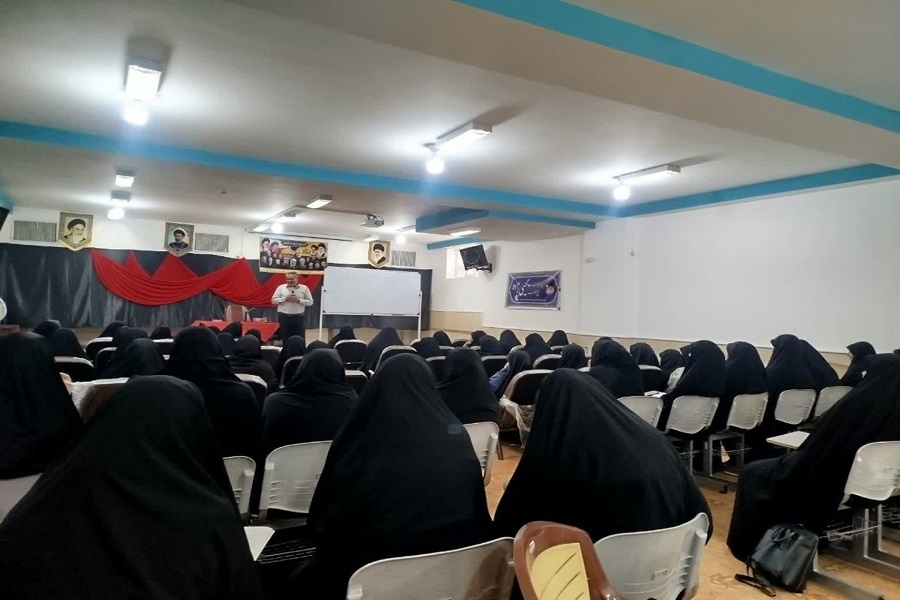 برگزاری جلسات سوم و چهارم کارگاه تخصصی «درمان تلفیقی ACT و درمان یکپارچه اسلامی» در میبد