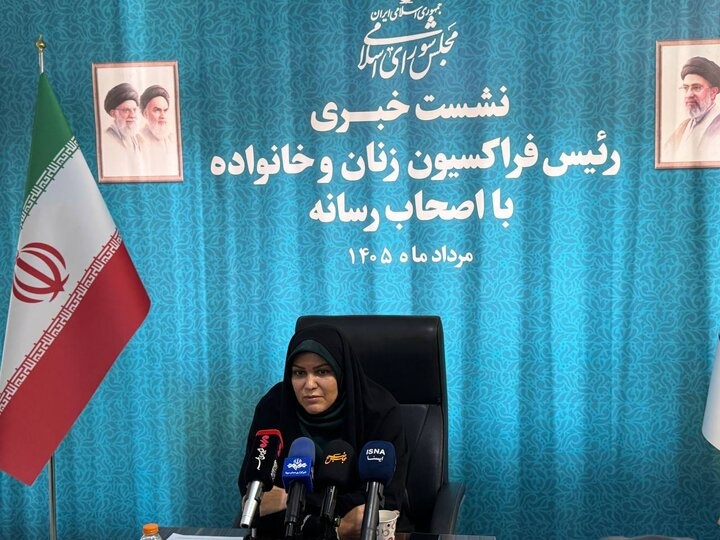 زنان در جنگ پرچمداران و سردمداران خیابان بودند/ مسئله جمعیت باید با نگاه واقع‌بینانه دنبال شود