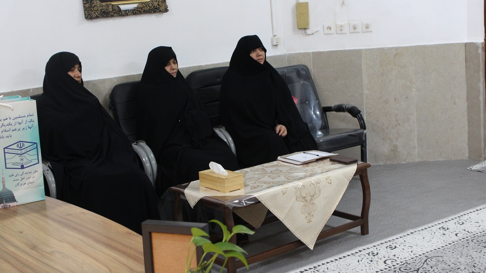 تقویت بنیان‌های وحدت مذهبی در هرمزگان؛ نشست مشترک حوزوی و مرکز اسلامی با تأکید بر هم‌افزایی مذهبی و کنگره بین‌المللی سید حسن نصرالله