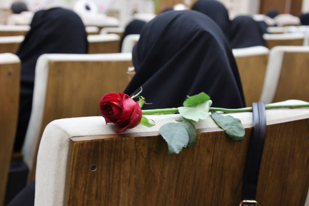 اجلاسیه مدیران مدارس علمیه خواهران استانهای قم و تهران برگزار شد