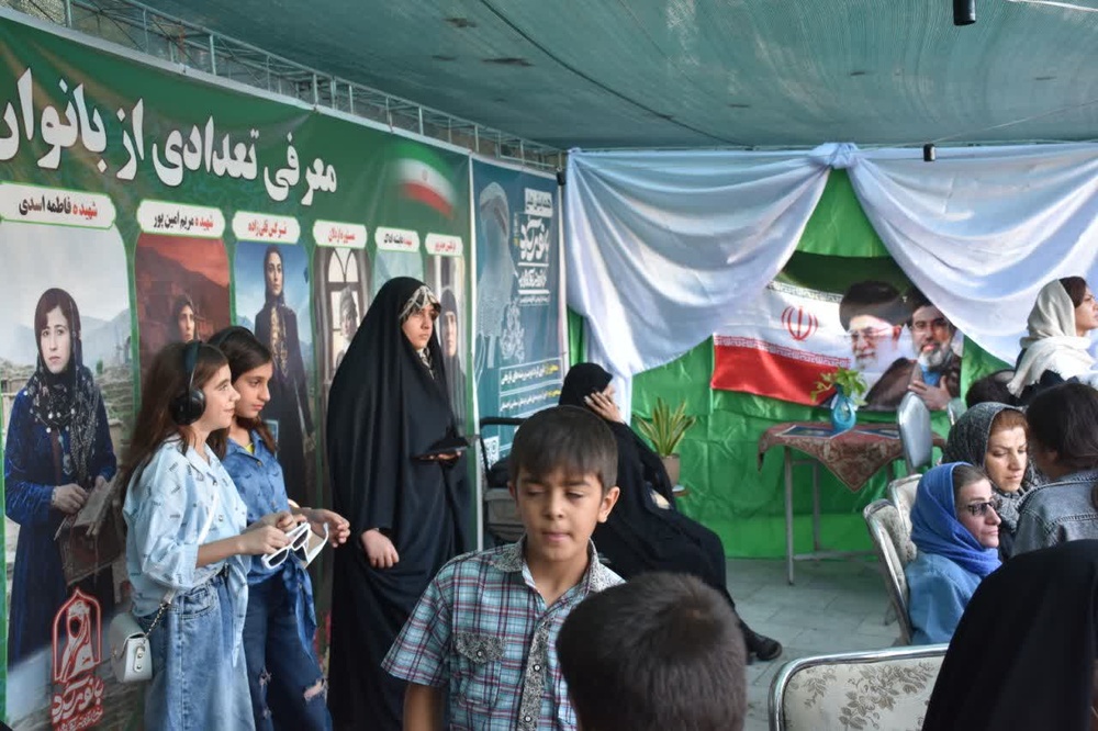 روایت بانوان شاخص کردستان در «مهمانی امت احمد» / از الگوسازی زنان پیشرو تا تجدید میثاق با آرمانهای شهدا