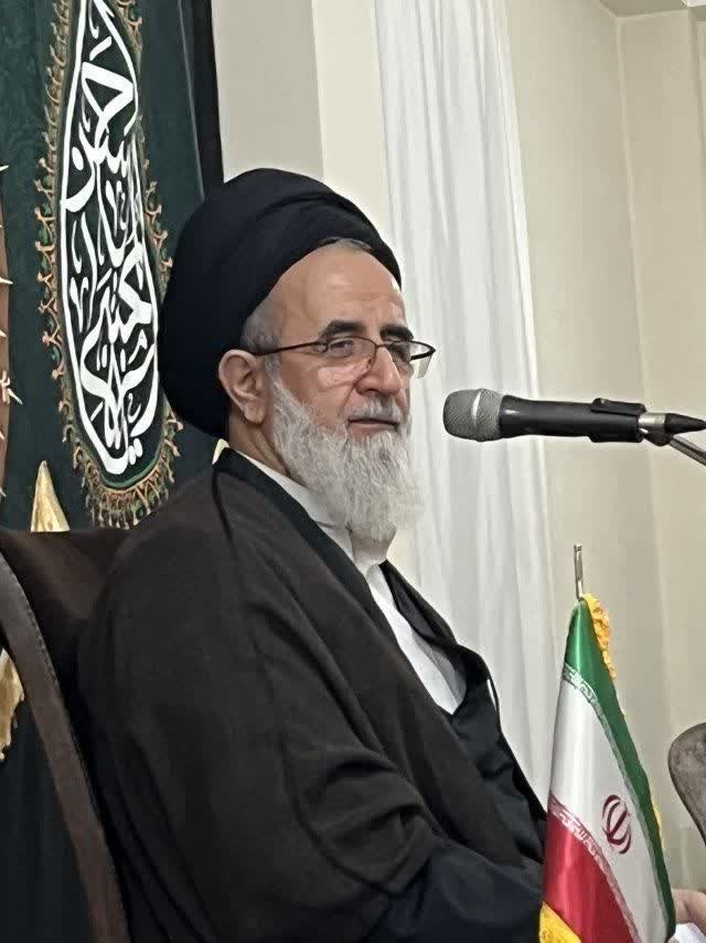 نقش بی‌بدیل زن مسلمان در سعادت خانواده و اجتماع بر پایه سیره نبوی