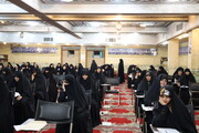 رقابت بیش از ۲۲۰۰ داوطلب در آزمون ورودی حوزه‌های علمیه خواهران استان تهران
