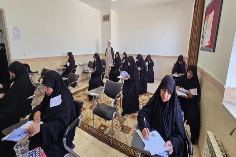 بازدید مدیر حوزه علمیه خواهران یزد از مراکز آزمون ورودی سطوح سه و چهار