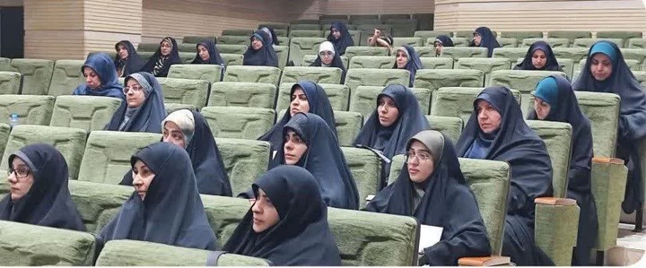 برگزاری دوره «خوانش خلاقانه نهج‌البلاغه» با شرح امام شهید (ره) در شیراز