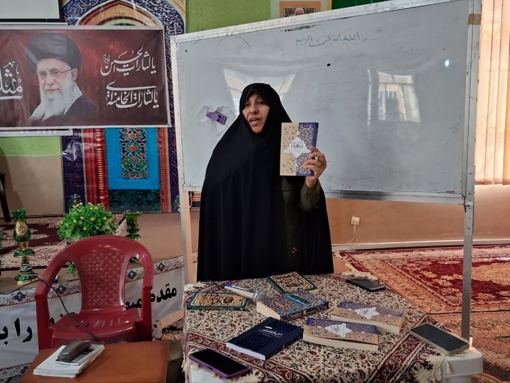 نشست علمی سیری در نهج‌البلاغه در مدرسه علمیه فاطمةالزهرا (س) داراب