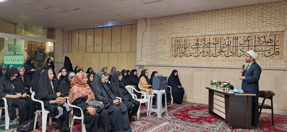 برگزاری کارگاه تخصصی فرزندپروری با محوریت مهارت‌های ارتباطی در خفر