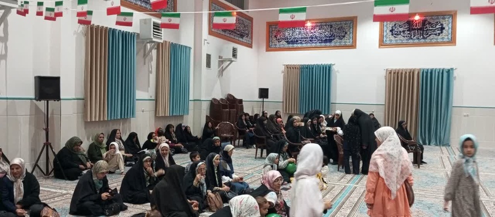 حضرت خدیجه (س) الگوی بی‌بدیل ایثار و ولایت‌مداری است