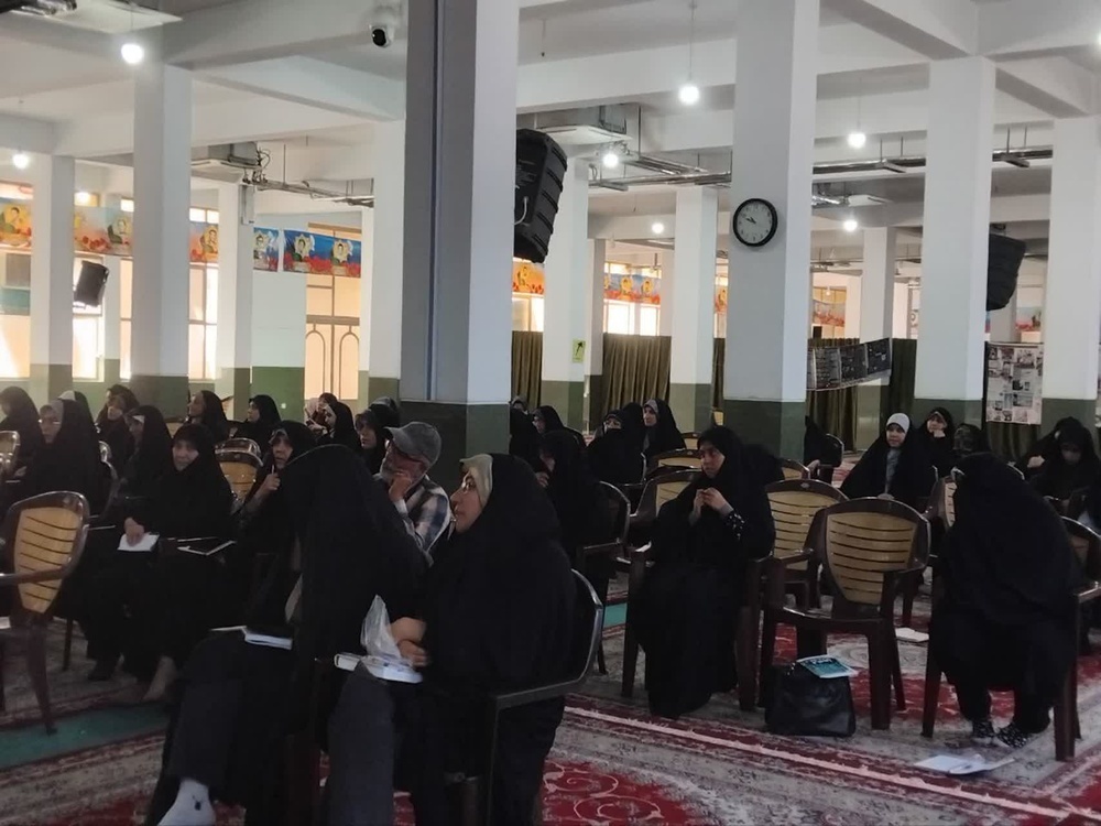 حجاب در منظومه سبک زندگی اسلامی؛ از کنترل نگاه تا صیانت از خانواده