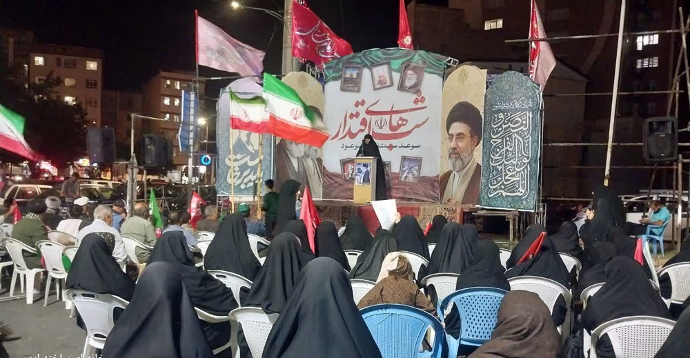 نقش زن تراز اسلامی میدان‌داری در عرصه‌های هنر و گفت‌وگو همراه باحجاب است