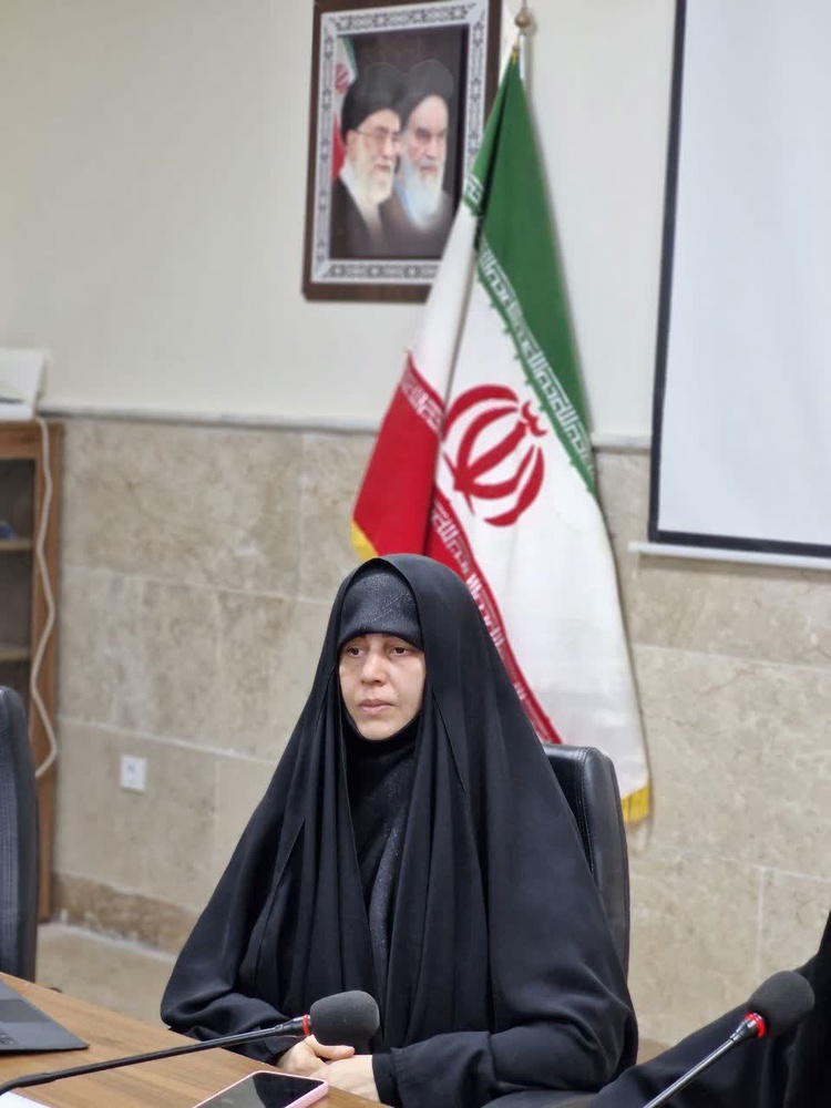 تبیین ابعاد هویتی، اجتماعی و تمدنی مقاومت زنان در منظومه فکری اسلام