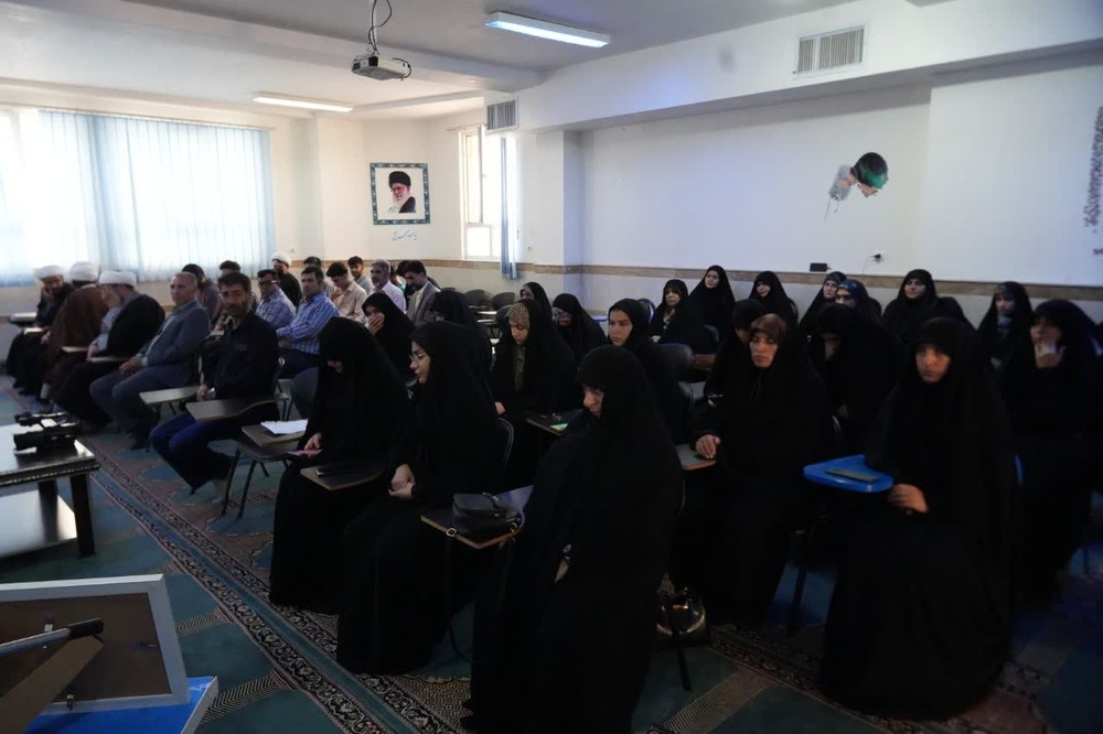 افتتاحیه مراکز معارف «اسلام ناب» در الشتر؛ گامی راهبردی برای پاسخ به خلأهای فکری و تقویت آرایش تبلیغاتی انقلاب