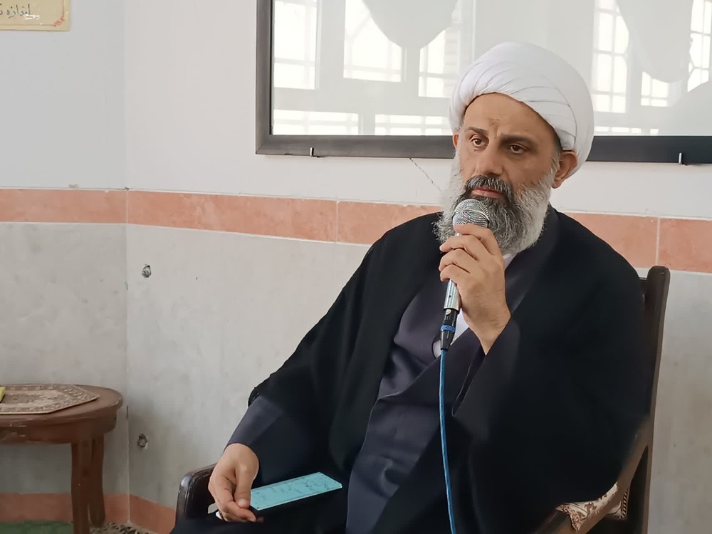 علم‌آموزی بدون خودسازی و تهذیب نفس، حجاب میان طلبه و حضرت حق است