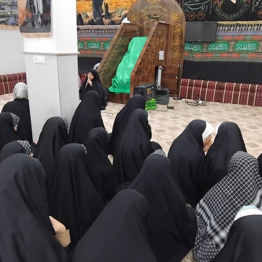 ارتقای آگاهی خانواده‌ها در شادگان؛ جلسه فرزندپروری با تأکید بر نقش الگویی والدین