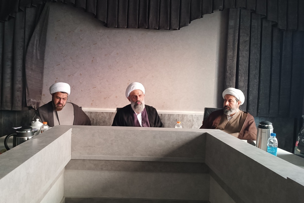 مدرک‌گرایی صرف ضامن اشتغال نیست/ رزومه پژوهشی و مهارت، کلید جذب طلاب است