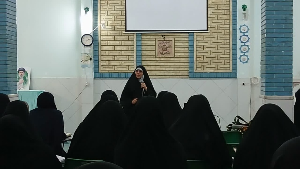 نسل جدید را باید با گفت‌وگو و بدون نگاه قضاوت‌گرایانه همراه کرد