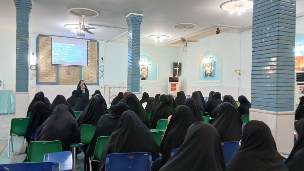 نسل جدید را باید با گفت‌وگو و بدون نگاه قضاوت‌گرایانه همراه کرد