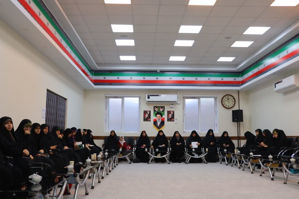 روایتگری فراتر از خاطره‌گویی؛ از سیره شهدا تا تبیین الگوهای مقاومت و مدیریت اسلامی