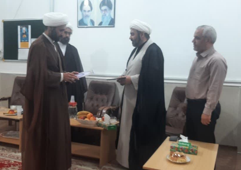 بازدید مدیر حوزه‌ علمیه خواهران استان خوزستان از مدرسه علمیه امیدیه