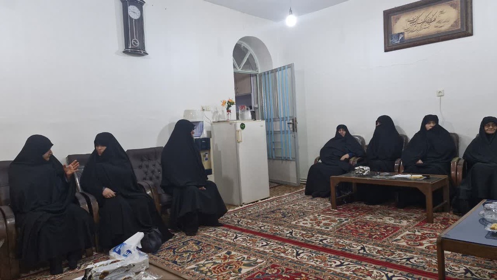 تأکید بر نقشآفرینی اجتماعی طلاب در جلسه هماندیشی مدرسه علمیه امام هادی(ع) شوشتر