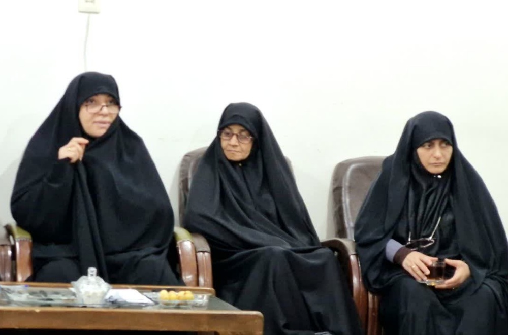 تأکید بر نقش‌آفرینی اجتماعی طلاب در جلسه هم‌اندیشی مدرسه علمیه امام هادی(ع) شوشتر
