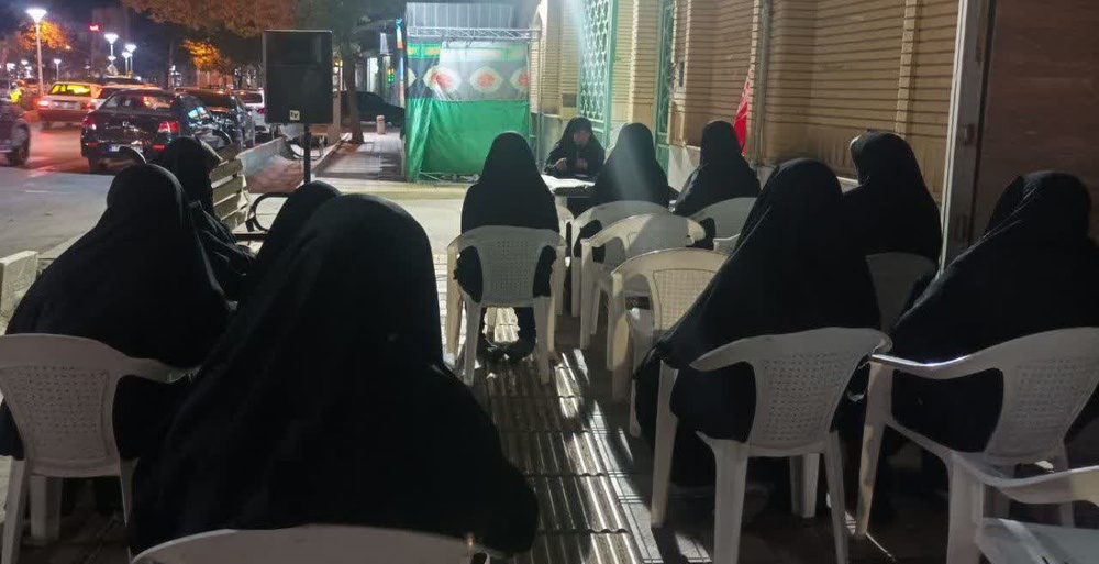 امت مبعوث با بصیرت، عدالت و مسئولیت‌پذیری شکل می‌گیرد