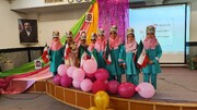 استقبال پرشور از نوآموزان دبستان تسنیم نهاوند در جشن فرهنگی شکوفه‌ها