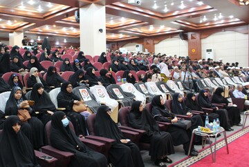 تصاویر/ چهاردهمین همایش کریمه اهل بیت علیهم السلام در هرمزگان