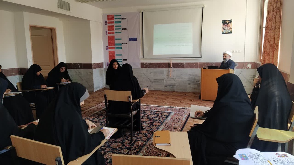 ارتقای مهارت‌های بالینی طلاب؛ برگزاری کارگاه مصاحبه تشخیصی در قروه