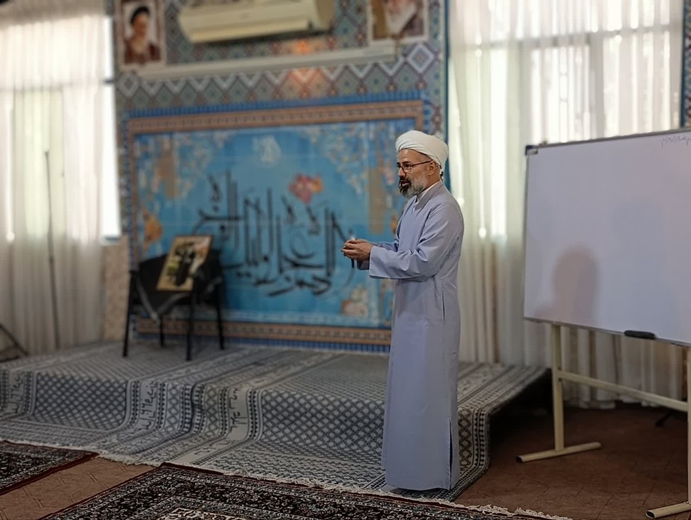 تقویت مهارت‌های تبلیغی مبلغات مدارس با محوریت پاسخگویی به چالش‌های نسل جوان