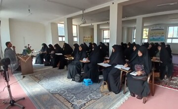 ورود به شبکه‌های دوستی نوجوان‌ها راهی برای انتقال مفاهیم تربیتی