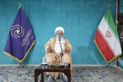 طلبه باید علم را با تهذیب نفس و حرکت در مسیر کمال همراه کند