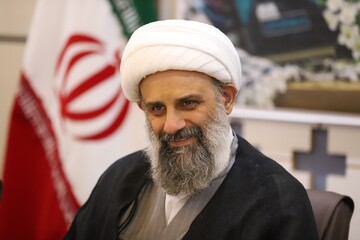 تصاویر/ آیین رونمایی از ویژه‌نامه‌های «جنگ و مقاومت» و کتاب «روایت‌های پایداری» حوزه‌های علمیه خواهران