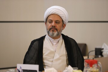 تصاویر/ آیین رونمایی از ویژه‌نامه‌های «جنگ و مقاومت» و کتاب «روایت‌های پایداری» حوزه‌های علمیه خواهران
