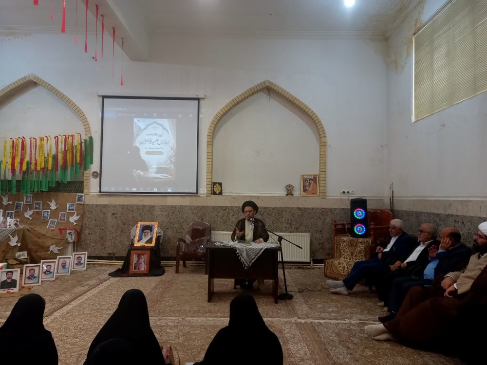 آیین آغاز سال تحصیلی حوزه‌های علمیه خواهران لرستان برگزار شد؛ هراس نظام سلطه از پیام تمدن‌ساز انقلاب اسلامی است