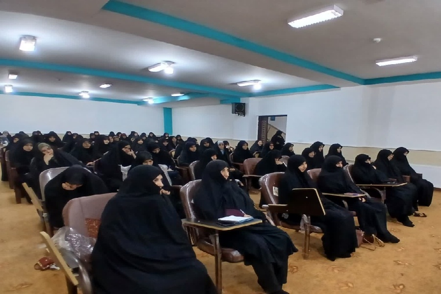 طلبگی؛ مسیر علم‌آموزی و خودسازی در مدرسه علمیه حضرت زهرا(س) میبد