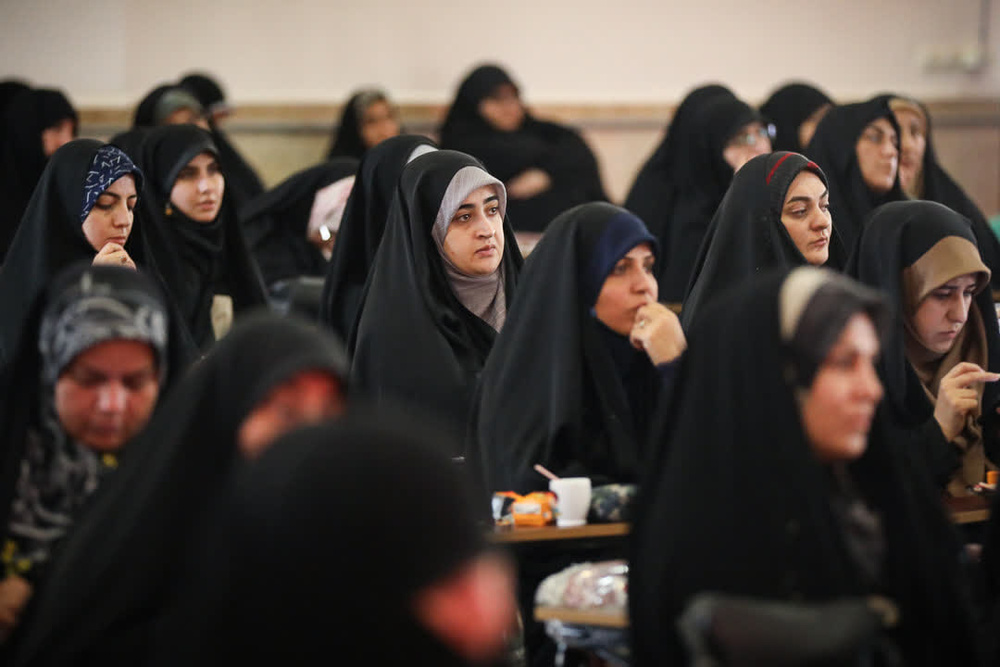 آغاز سال تحصیلی حوزه‌های علمیه خواهران قزوین و افتتاح رشته تفسیر تطبیقی