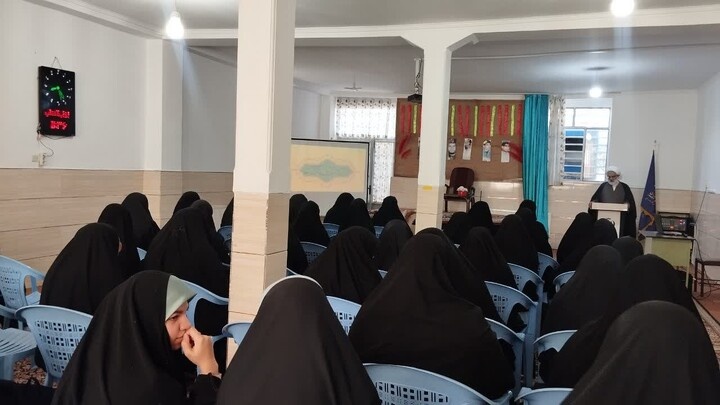 فرارسیدن هفته دفاع مقدس و آغاز سال تحصیلی جدید