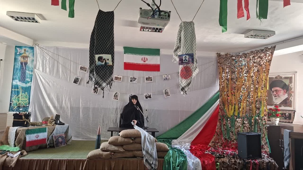 برپایی مراسم آغاز سال تحصیلی ۱۴۰۵ در مدرسه علمیه تخصصی کریمه اهلبیت(س) قم با حضور معاون فرهنگی حوزههای علمیه خواهران کشور